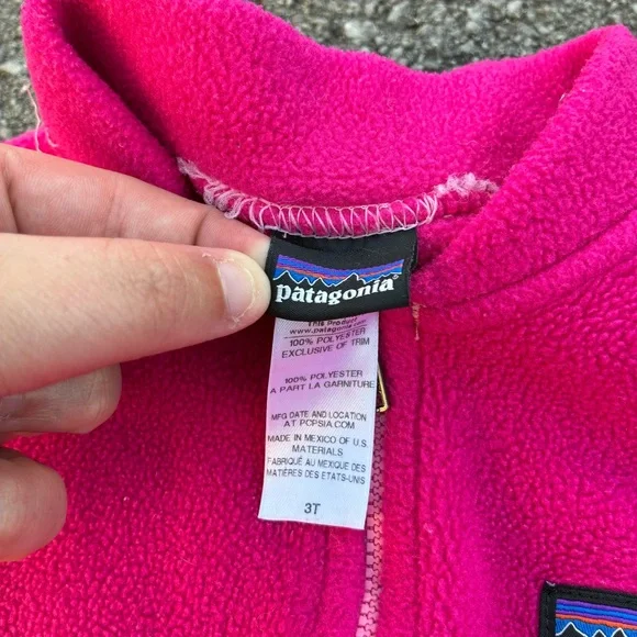 Patagonia Pink Baby Synchilla Fleece Vest Size 3T - Picture 3 of 5